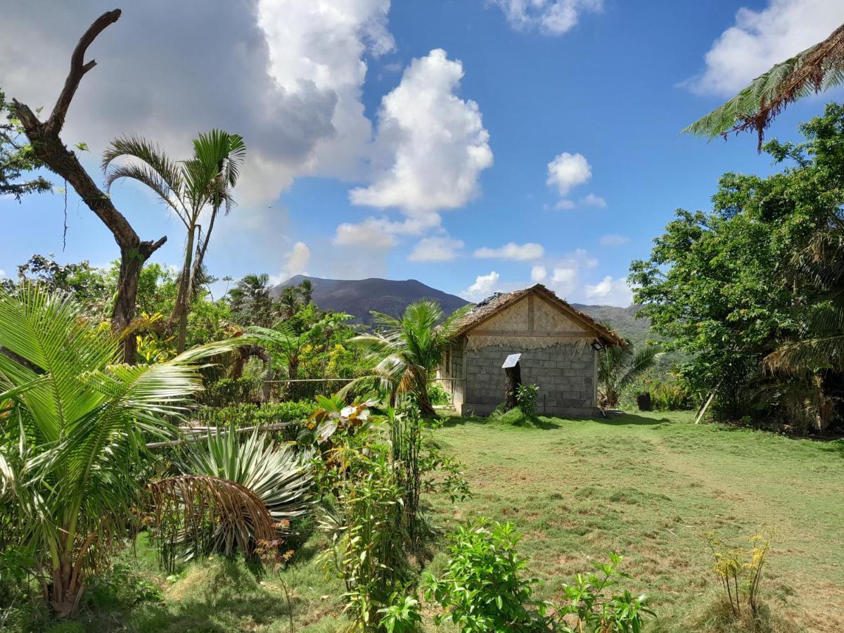 Castle Tree House And Bungalow White Sands Exterior photo